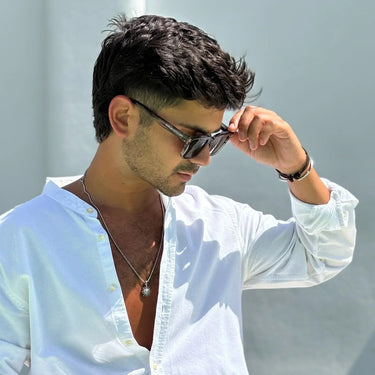 Illetes · Crystalline grayish brown sunglasses with brown lenses