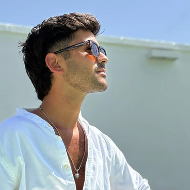 Illetes · Crystalline grayish brown sunglasses with brown lenses