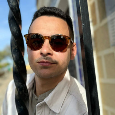 Torimbia · gafas de sol redondas de color naranja cristal con lentes marrones - Barlovento de Biar