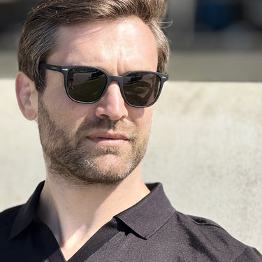 Benissero · gafas de sol negras de tacto suave