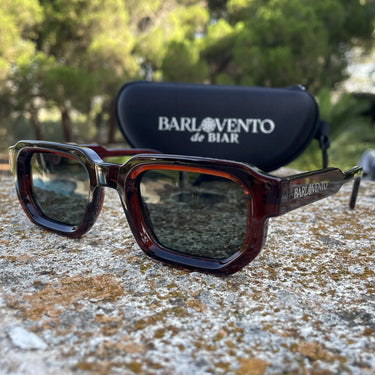 Famara · Blood red sunglasses with green UV400 lenses