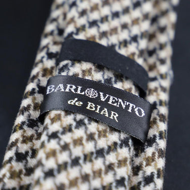 Finlandia · corbata de lana gallo - Barlovento de Biar