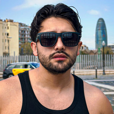 Ondarreta · gafas de sol cuadradas negras con protección UV400 y ribete metálico - Barlovento de Biar