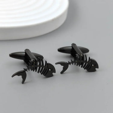 Pez Negro · gemelos de esqueleto de pez - Barlovento de Biar