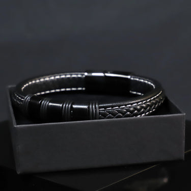 Pulseira de Betel · Pulseira de Couro