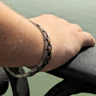 Pulseira Voluta · Pulseira Estilo Geométrico