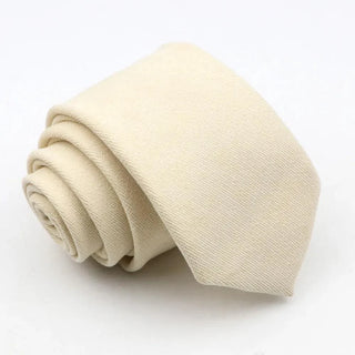 Corbatas color crema