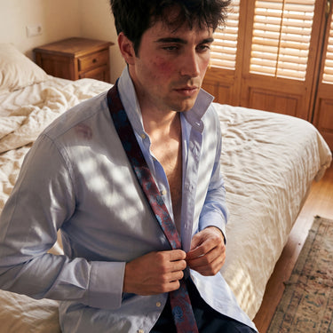 Acianos Azules · corbata burdeos con flores azules