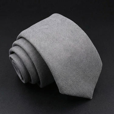 Antártico · corbata gris perla suave