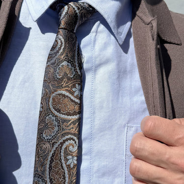 Ardenne · corbata con estampado paisley marrón