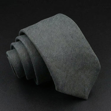 Atacama · corbata gris oscuro suave