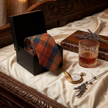 Balmoral · corbata de lana con cuadros naranjas y azules