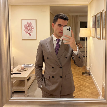 Bergerac · corbata con estampado paisley violeta y rosa