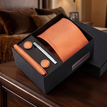 Cagliari · conjunto de corbata naranja con pañuelo de bolsillo, gemelos y pasador de corbata