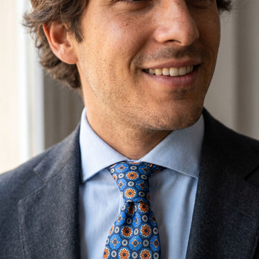 Castelmola · Gravata azul estilo italiano