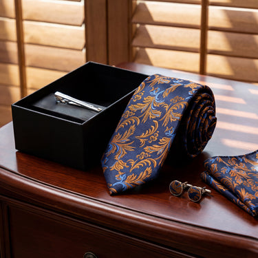 Chambord · conjunto de corbata con estampado paisley azul y naranja con pañuelo, gemelos y pasador
