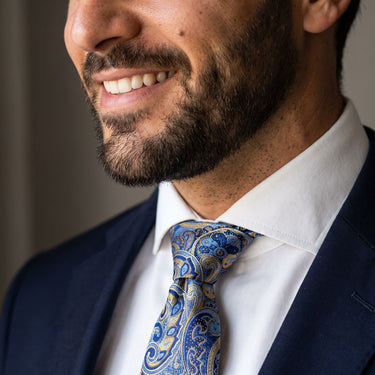 Dax · corbata con estampado paisley azul