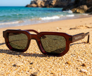 Famara · gafas de sol rojo sangre y lentes verdes UV400