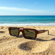 Famara · gafas de sol rojo sangre y lentes verdes UV400
