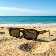 Famara · gafas de sol rojo sangre y lentes verdes UV400