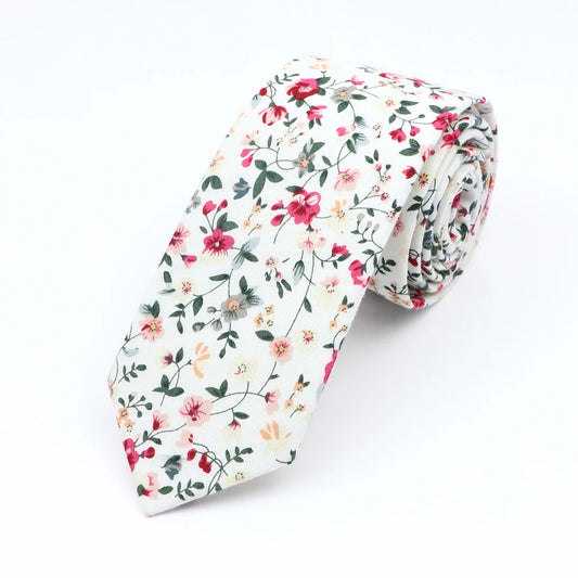 Flores silvestres · corbata blanca con flores de colores - Barlovento de Biar