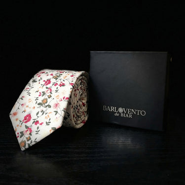 Flores silvestres 7 · corbata de algodón blanca con flores de colores