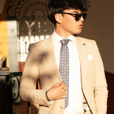 Furore · Corbata estilo italiano azul, roja y amarilla - Barlovento de Biar