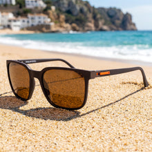 Granadella · gafas de sol marrones con detalles en naranja