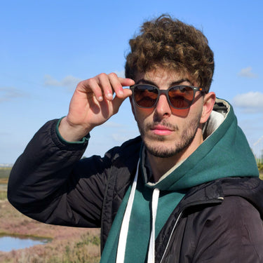 Granadella · gafas de sol marrones con detalles en naranja