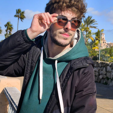 Granadella · gafas de sol marrones con detalles en naranja