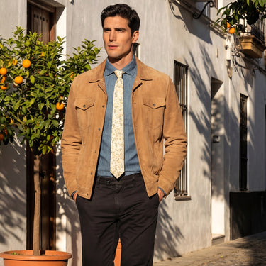 Hojas de olivo · corbata color crema con hojas de olivo verde