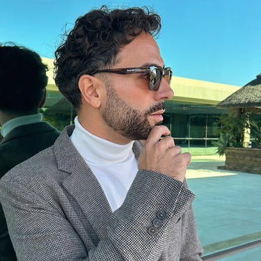 Illetes · gafas de sol de color marrón grisáceo cristalino con lentes marrones