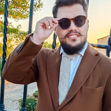 Laponia · corbata de lana beige y dorado - Barlovento de Biar