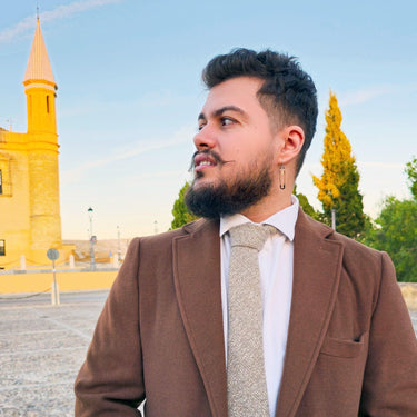 Laponia · corbata de lana beige y dorado - Barlovento de Biar