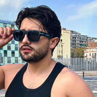 Ondarreta · gafas de sol cuadradas negras con protección UV400 y ribete metálico - Barlovento de Biar