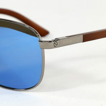Oratori · gafas de sol grabadas con lentes azules y patillas de madera - Barlovento de Biar