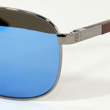 Oratori · gafas de sol grabadas con lentes azules y patillas de madera - Barlovento de Biar