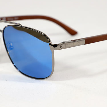 Oratori · gafas de sol grabadas con lentes azules y patillas de madera - Barlovento de Biar