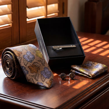 Otoño · conjunto de corbata floral con pañuelo, gemelos y pasador