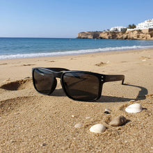 Pregonda · gafas de sol negras con lentes gris UV400