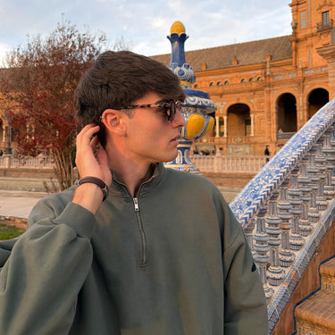 Pulsera Magalle · Pulsera de cuero marrón con cierre