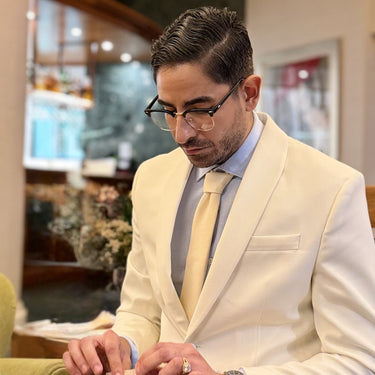 Sahara · gravata creme suave