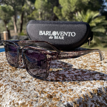 Saona · gafas de sol de color gris cristal con lentes grises