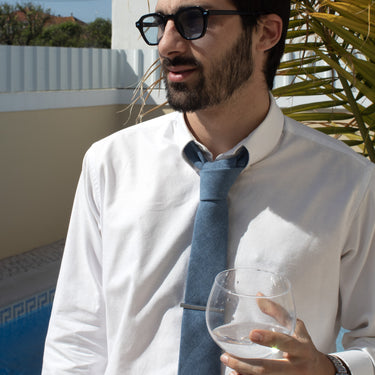 Sonora · soft blue tie
