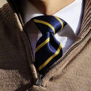 Southampton · corbata de rayas