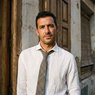 Svalbarg · gray wool tie 