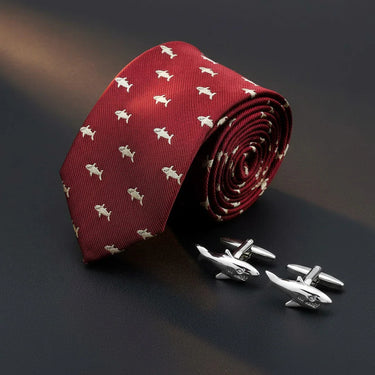 Conjunto de presente gravata e abotoaduras em formato de tubarão